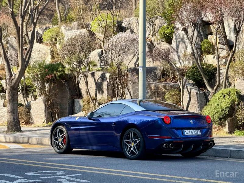 Ferrari California