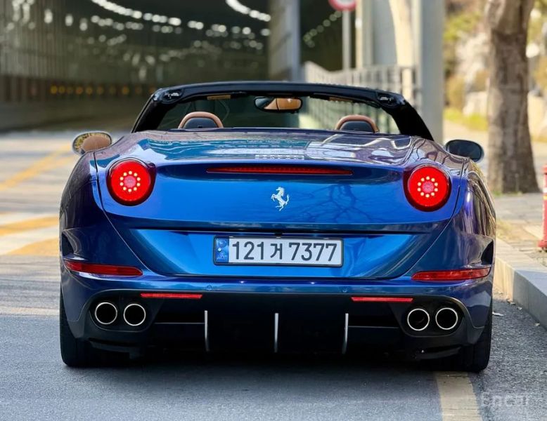 Ferrari California