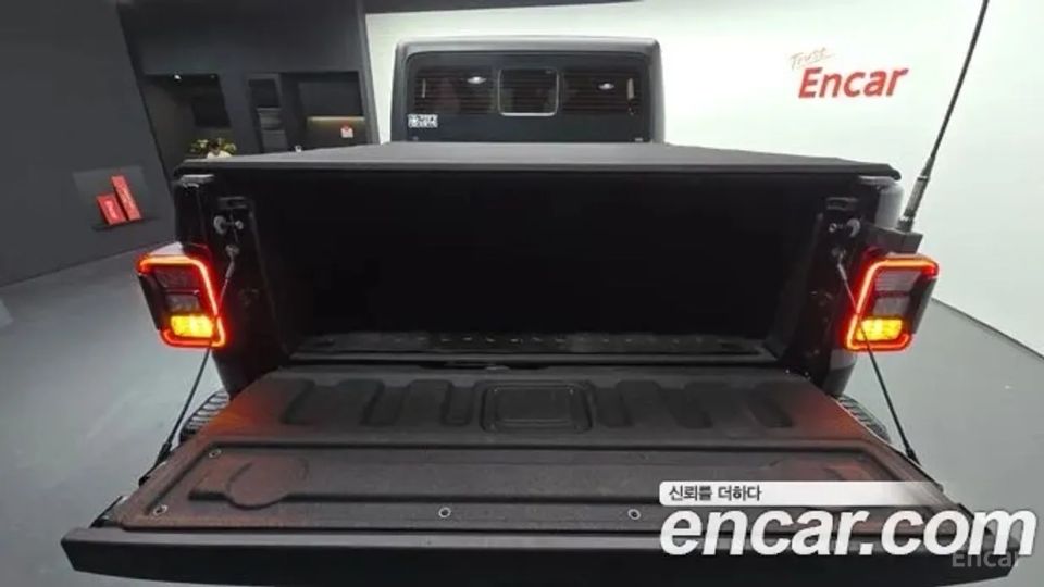 Jeep gladiator