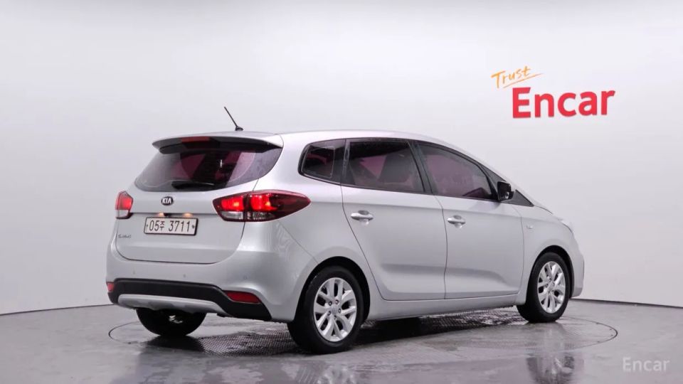 Kia Carens