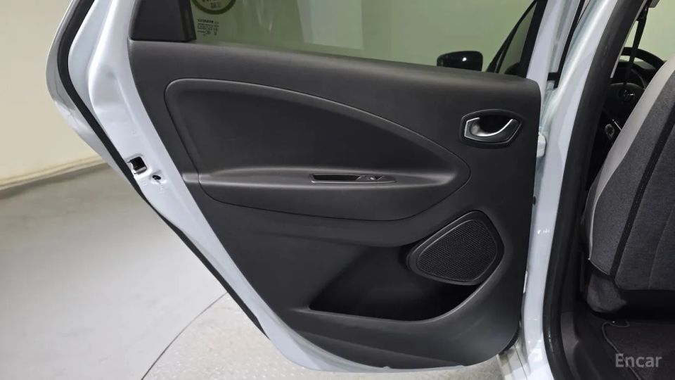 Renault-KoreaSamsung Zoe