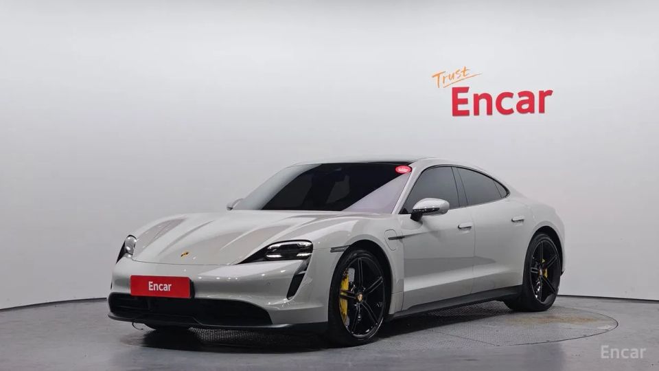 Porsche Taycan