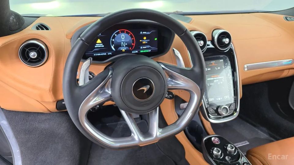 Mclaren GT
