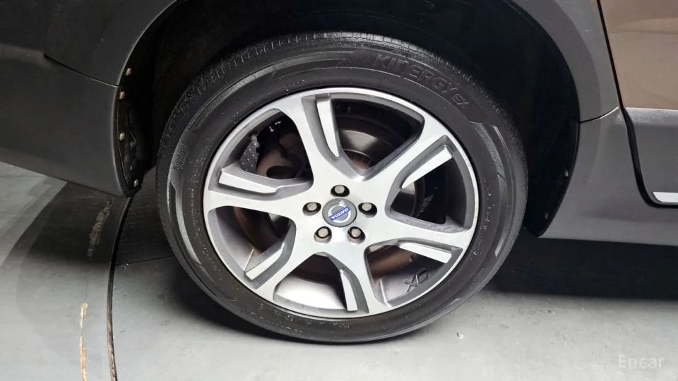 Volvo XC70
