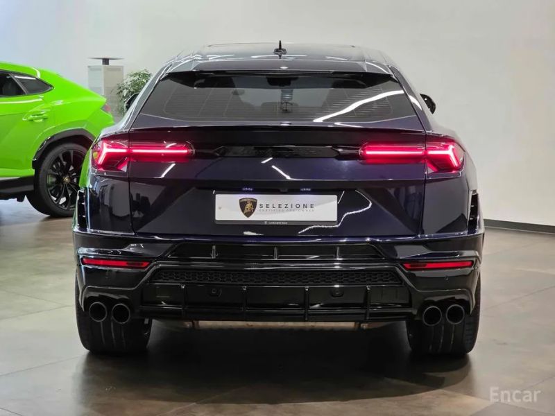 Lamborghini urus