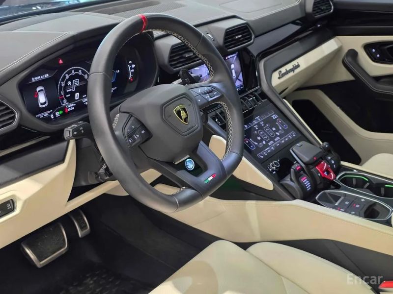 Lamborghini urus