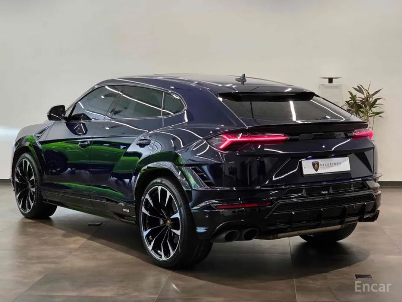 Lamborghini urus