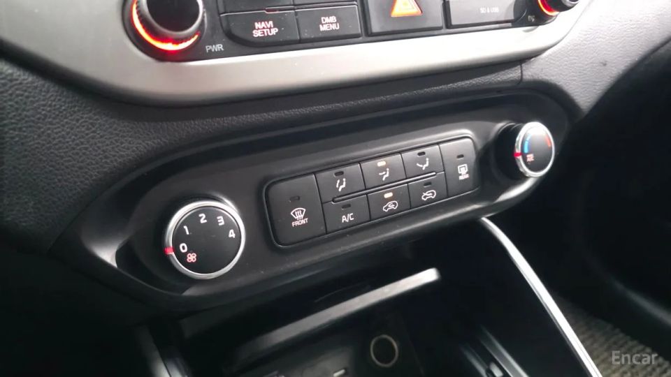 Kia Carens