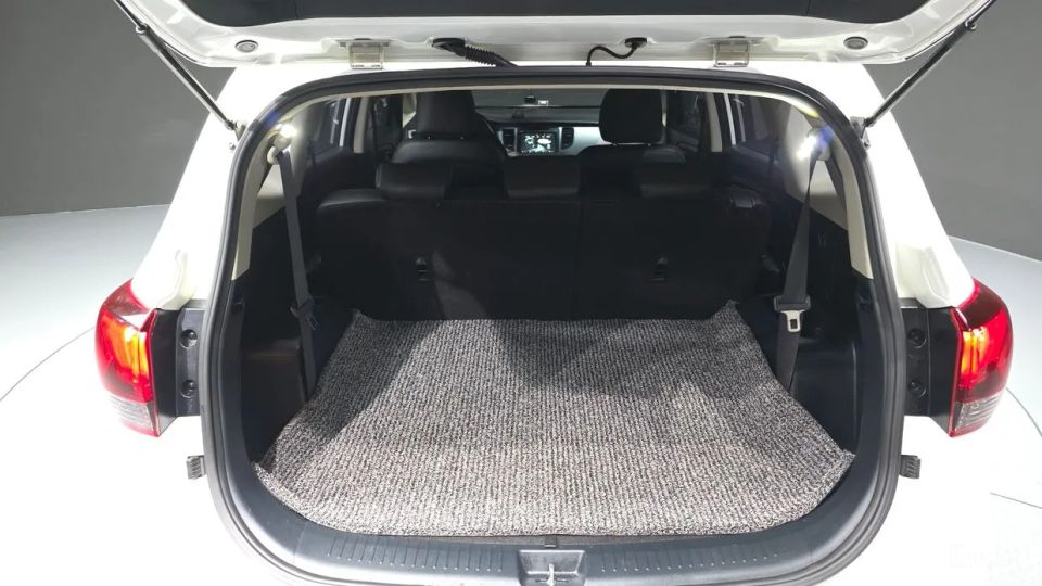 Kia Carens