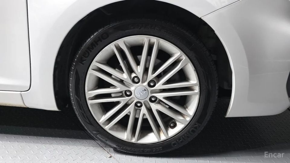 Kia Carens