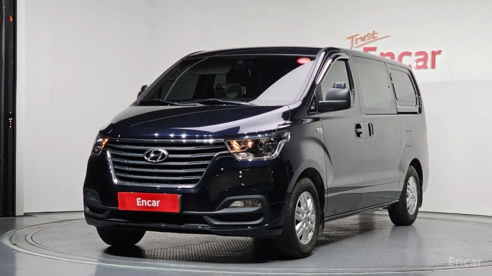 Hyundai Starex
