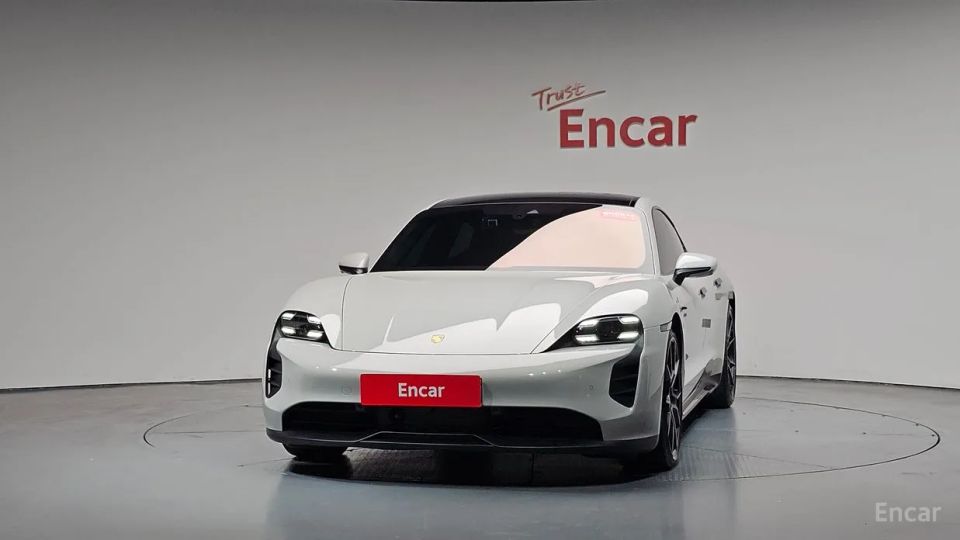 Porsche Taycan