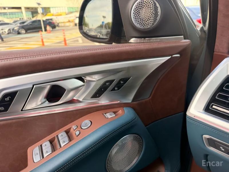 BMW XM
