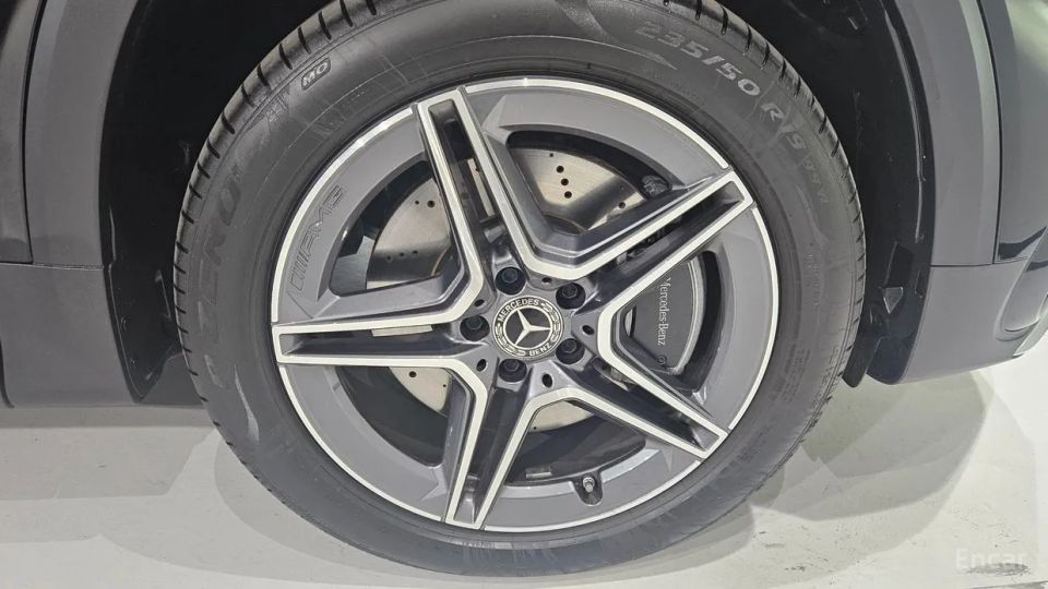 Mercedes-Benz GLB-Class
