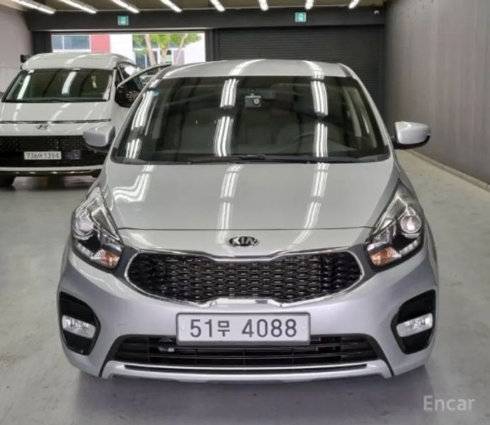 Kia Carens