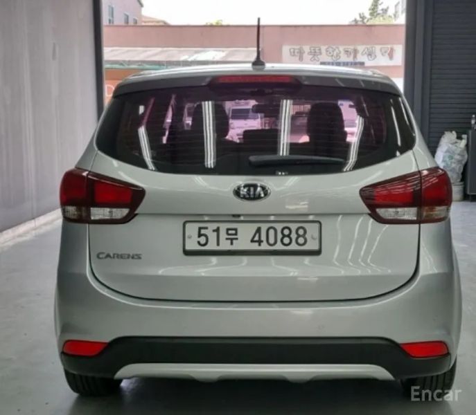 Kia Carens