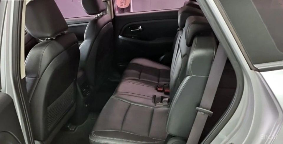 Kia Carens