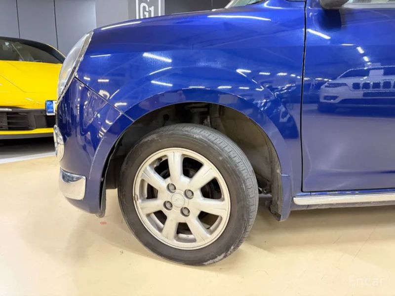 Daihatsu Mira Gino