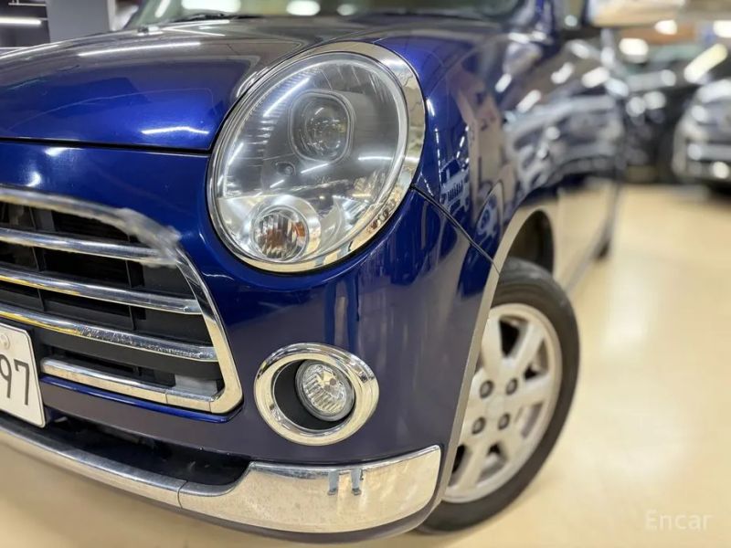 Daihatsu Mira Gino