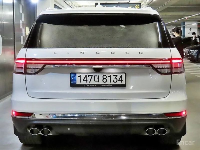 Lincoln Aviator
