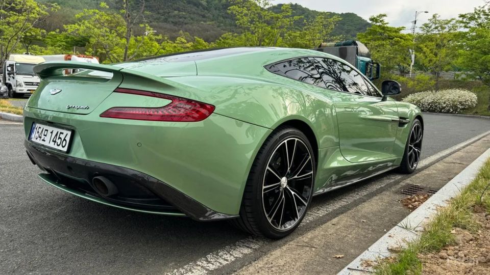 Astonmartin Vanquish