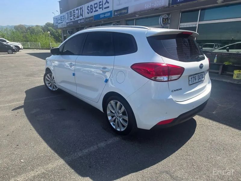 Kia Carens