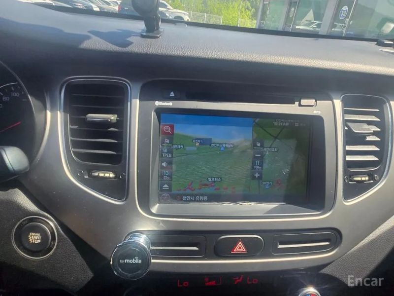Kia Carens