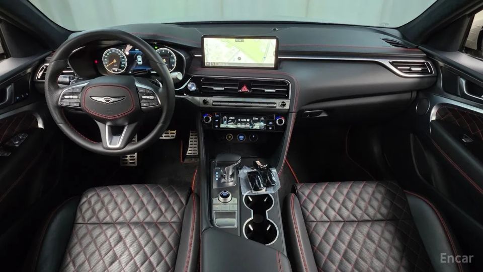 Genesis G70