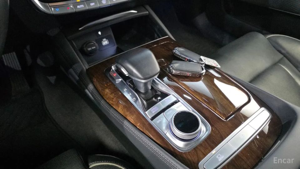 Kia K9
