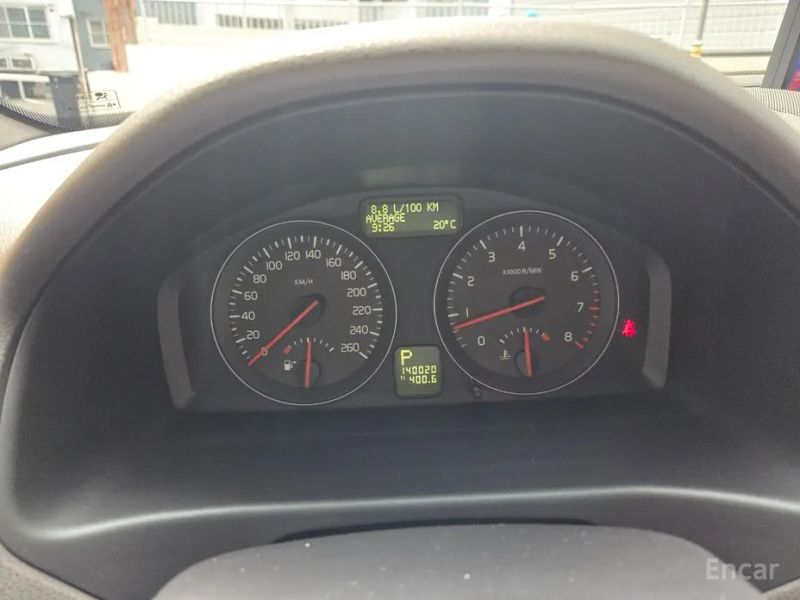 Volvo V50