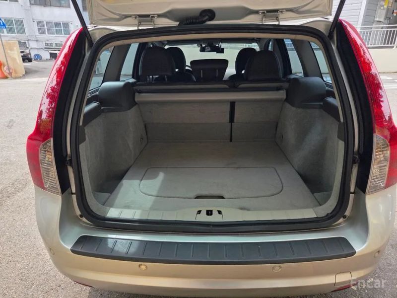 Volvo V50