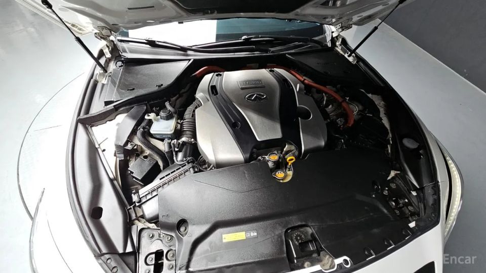 Infiniti Q50