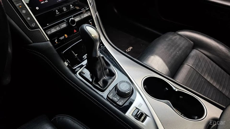 Infiniti Q50