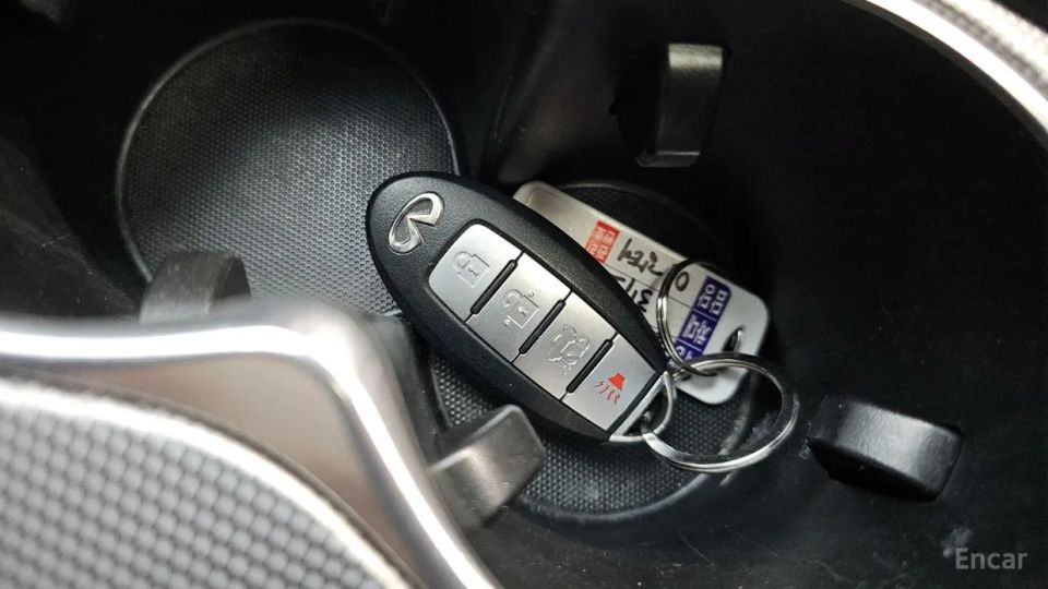 Infiniti Q50