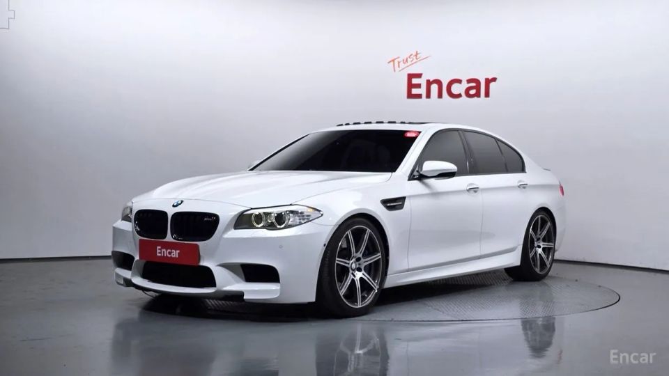 BMW M5