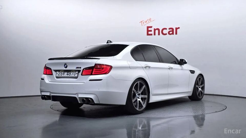 BMW M5