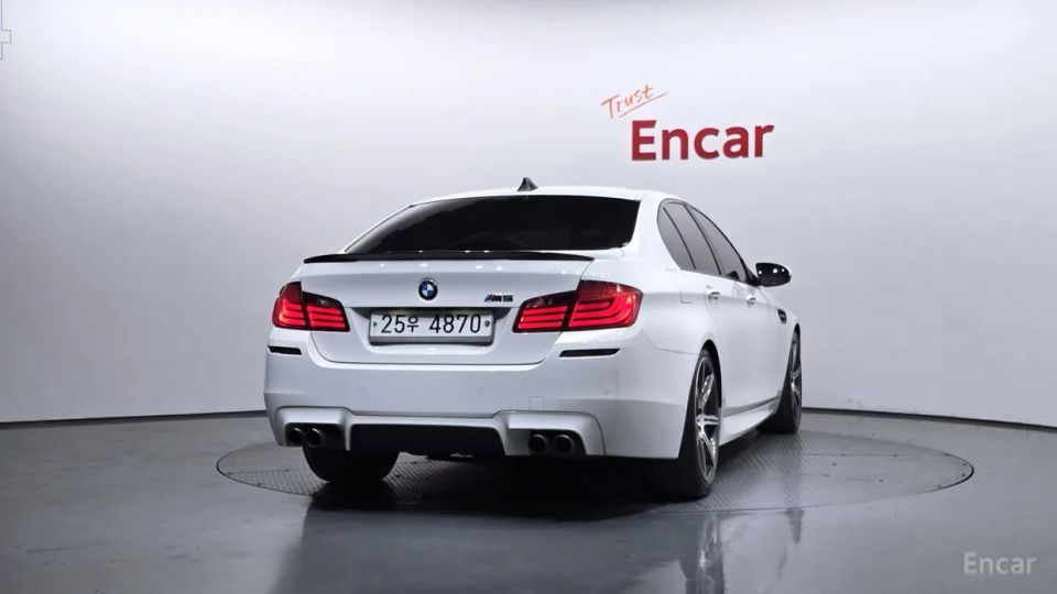 BMW M5