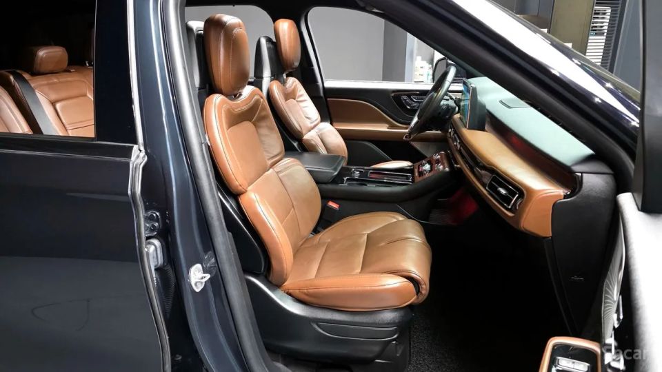 Lincoln Aviator