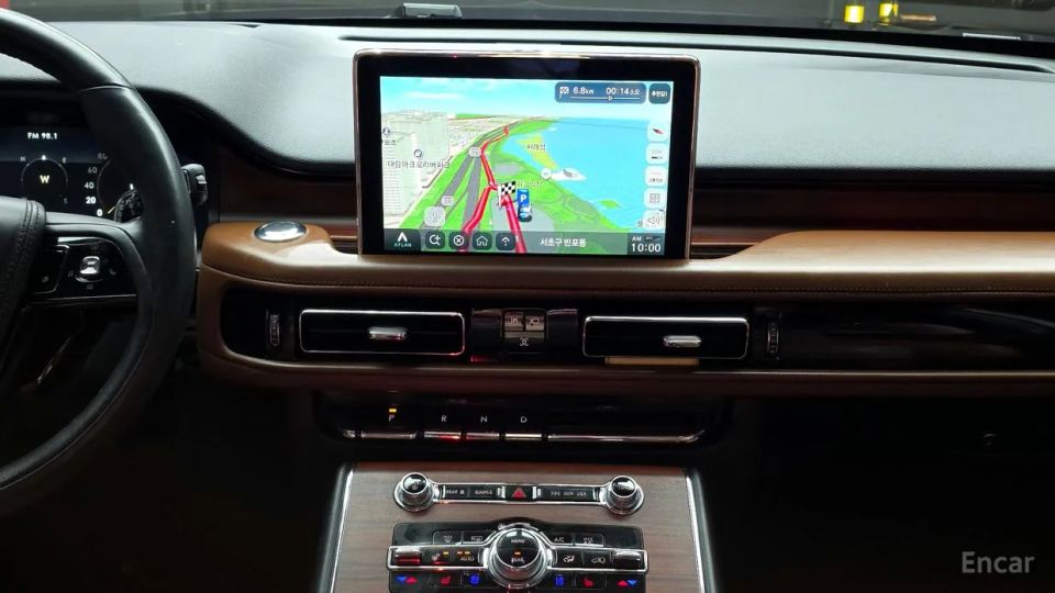 Lincoln Aviator