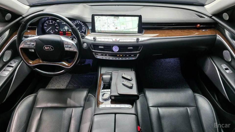 Kia K9