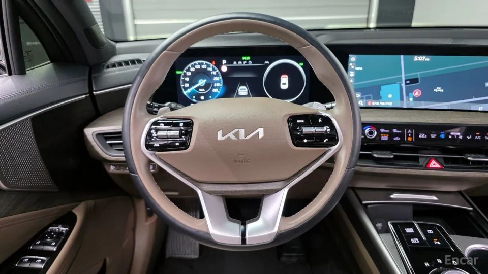 Kia K8