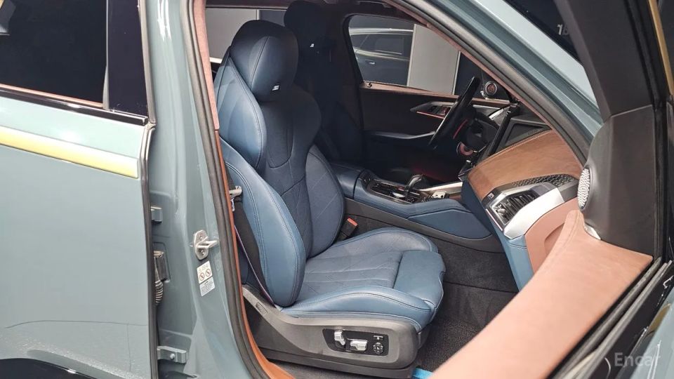 BMW XM