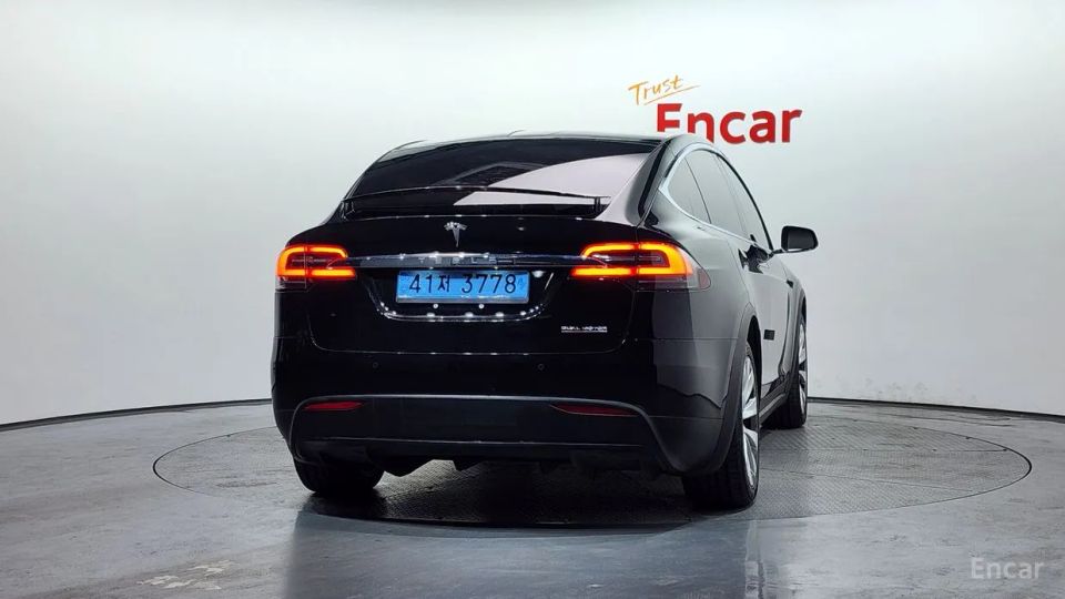Tesla model-x
