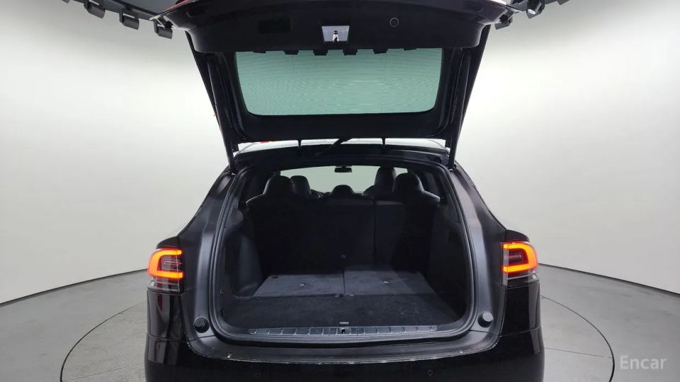 Tesla model-x