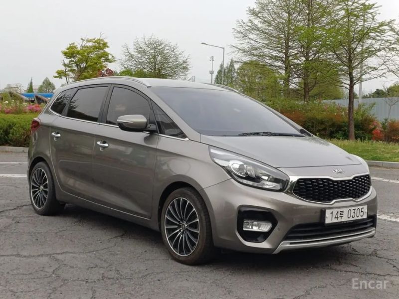 Kia Carens
