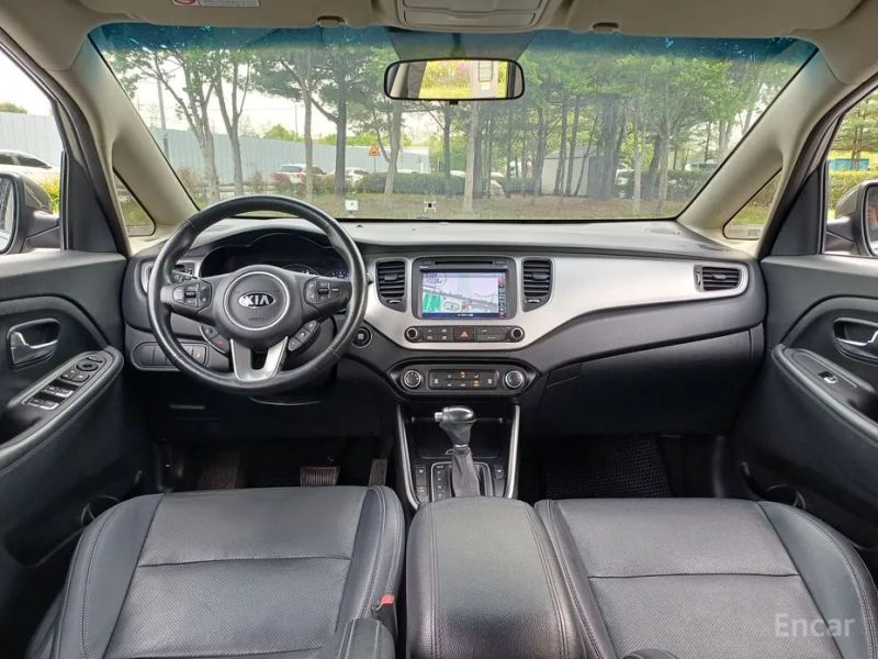 Kia Carens