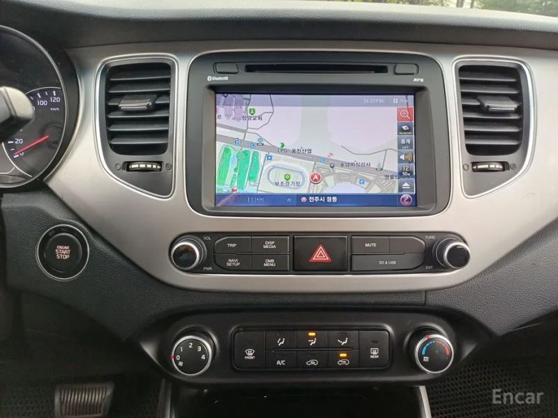 Kia Carens