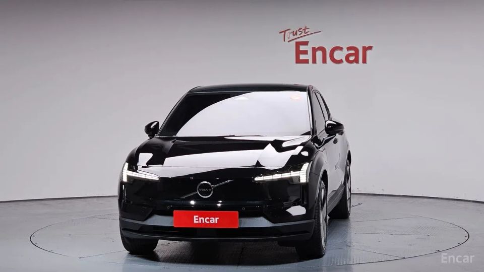 Volvo EX30