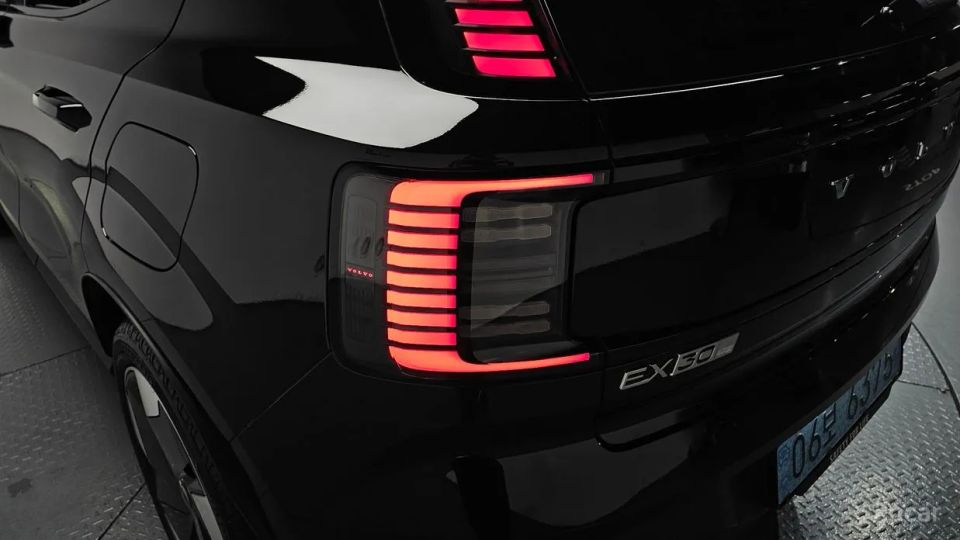 Volvo EX30
