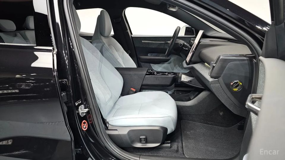 Volvo EX30